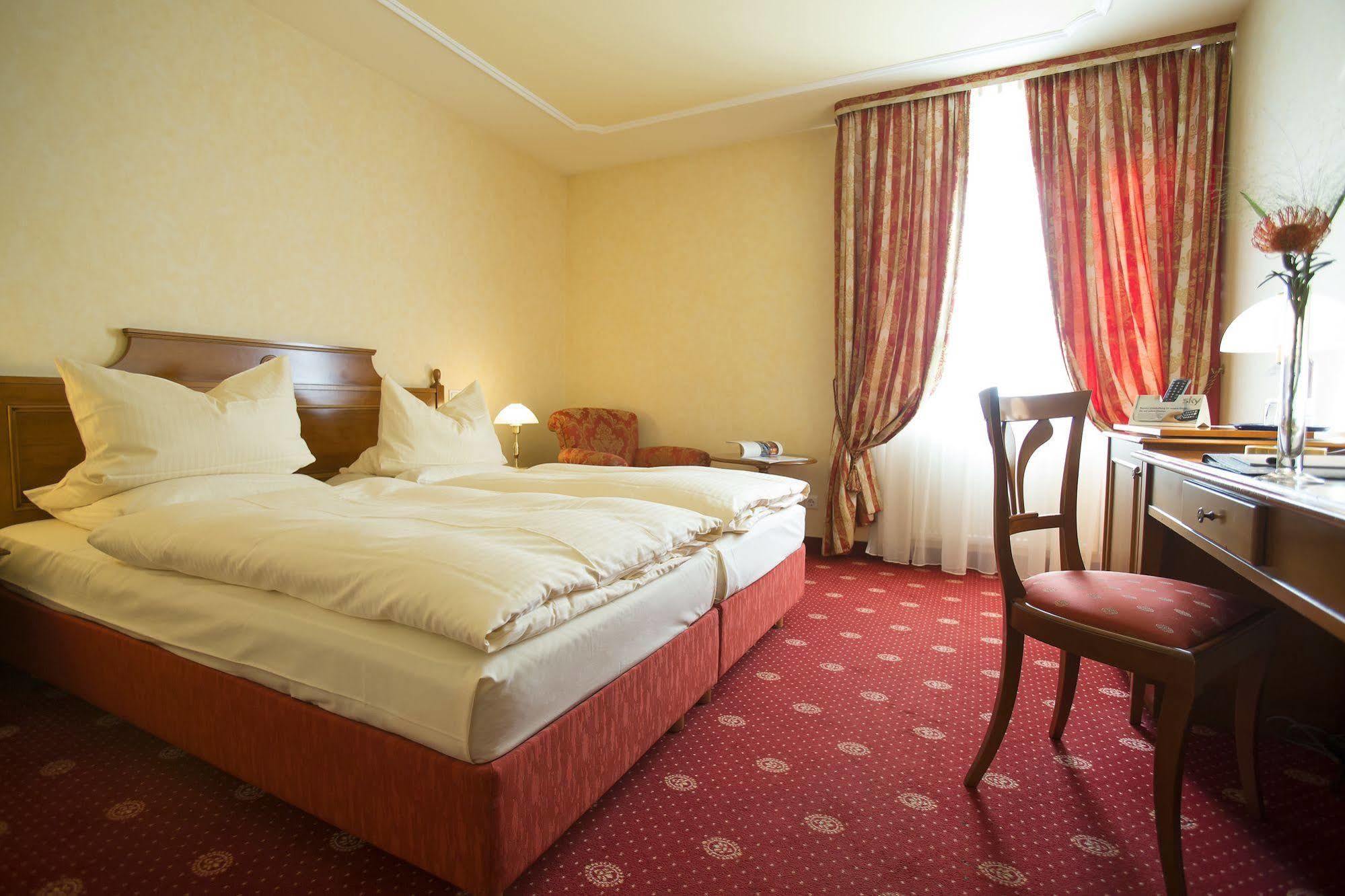 Parkhotel Idar-Oberstein Exterior foto